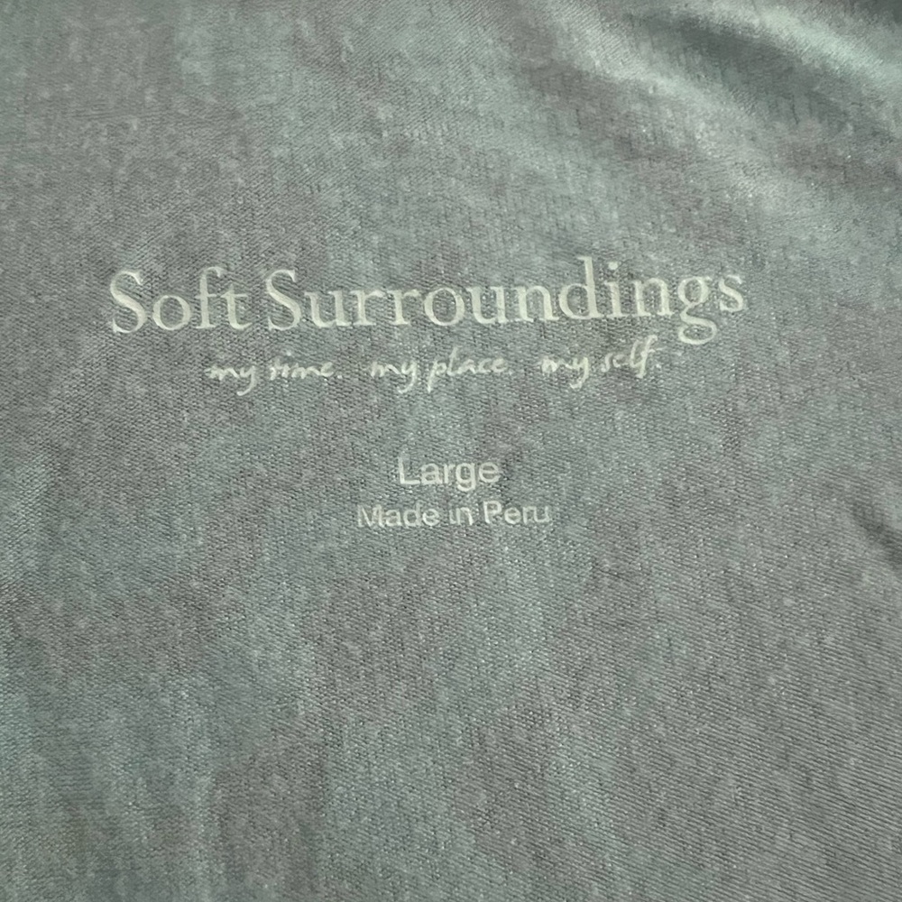 NWT soft surroundings, tank top high low hem - Picture 7 of 7
